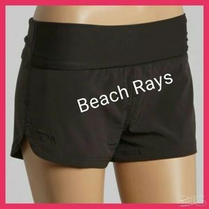 🆕 Black Beach Ray Shorts Women’s size 5